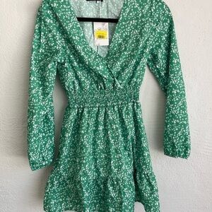 SIMPL FLAVOR Green Floral Bshp-Slv Surp Dress, Sz S